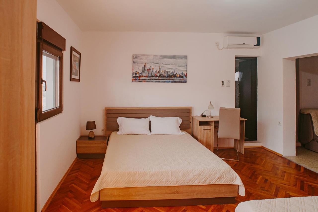 Azure Adriatic Apartment Kotor Exterior photo