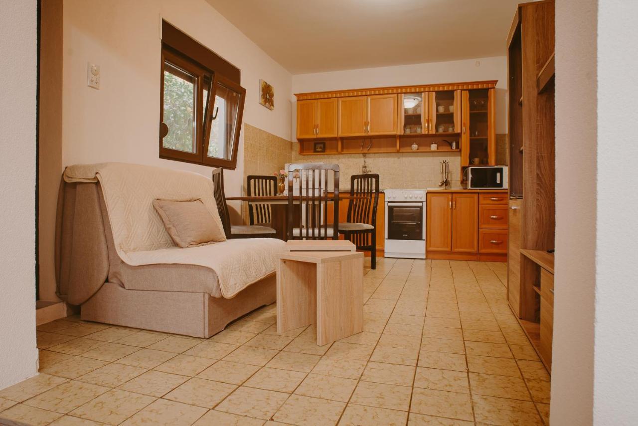 Azure Adriatic Apartment Kotor Exterior photo