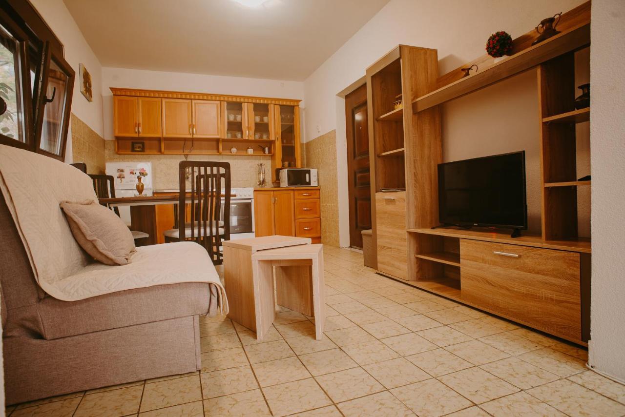 Azure Adriatic Apartment Kotor Exterior photo