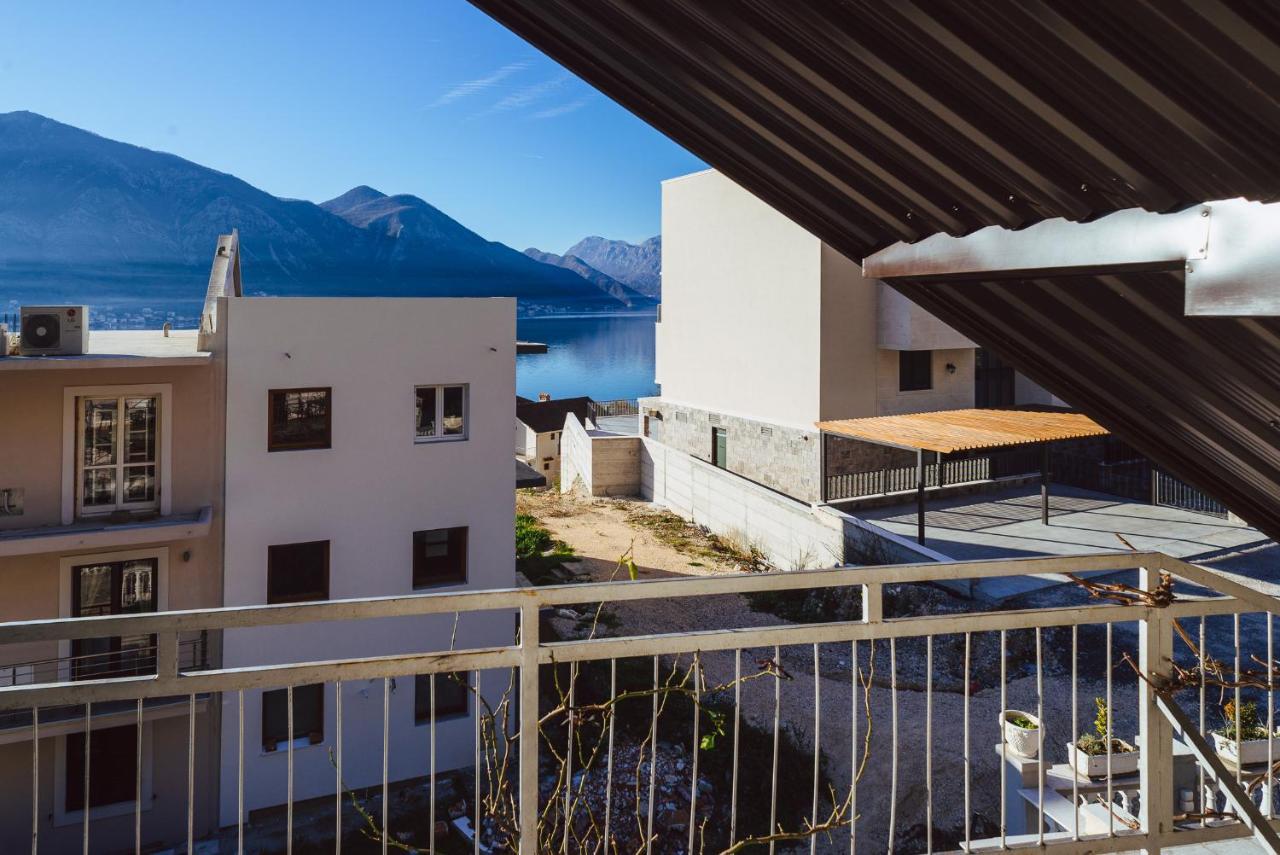 Azure Adriatic Apartment Kotor Exterior photo