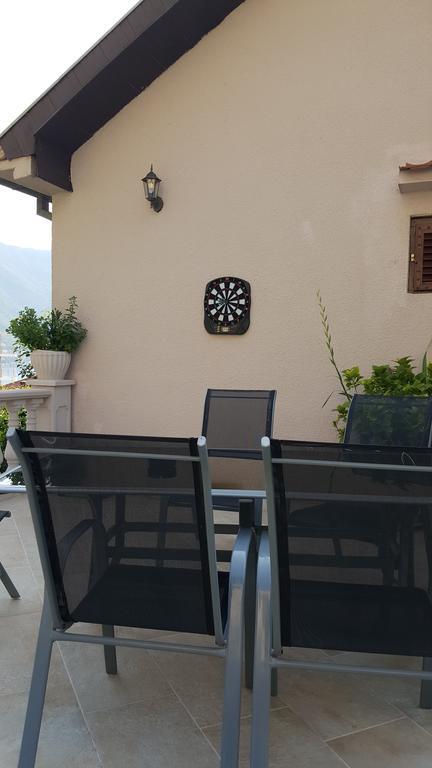 Azure Adriatic Apartment Kotor Exterior photo